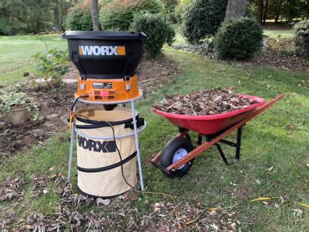 Садовый измельчитель травы электрический WORX WG430, 220V, 1400Вт, 36см Садовый измельчитель травы электрический WORX WG430, 220V, 1400Вт, 36см