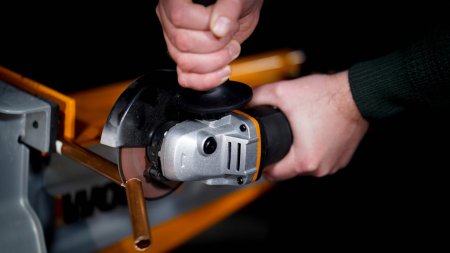 Угловая шлифмашина WORX WX803.9 аккумуляторная 20V, 125мм, Без аккумулятора и зарядного устройства Угловая шлифмашина WORX WX803.9 аккумуляторная 20V, 125мм, Без аккумулятора и зарядного устройства