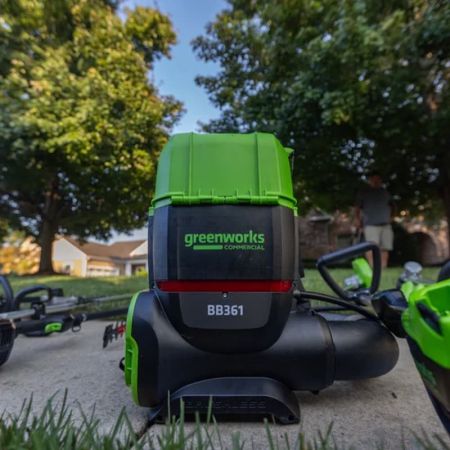 Воздуходув аккумуляторный ранцевый GREENWORKS Арт. 2408307, 82V, бесщеточный Воздуходув аккумуляторный ранцевый GREENWORKS Арт. 2408307, 82V, бесщеточный