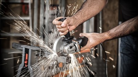 Угловая шлифмашина WORX WX712 электрическая 220V, 860Вт, 125мм, в кейсе Угловая шлифмашина WORX WX712 электрическая 220V, 860Вт, 125мм, в кейсе
