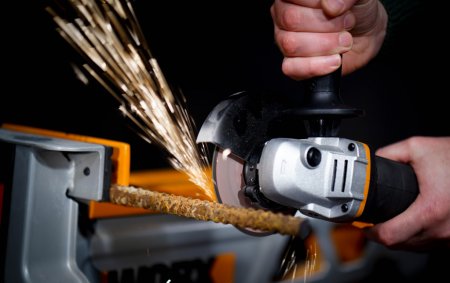 Угловая шлифмашина WORX WX803.9 аккумуляторная 20V, 125мм, Без аккумулятора и зарядного устройства Угловая шлифмашина WORX WX803.9 аккумуляторная 20V, 125мм, Без аккумулятора и зарядного устройства